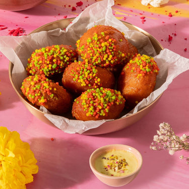 Shahi Balushahi with Thandai Rabdi