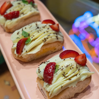 Strawberry Shahi Buns - Box of 3